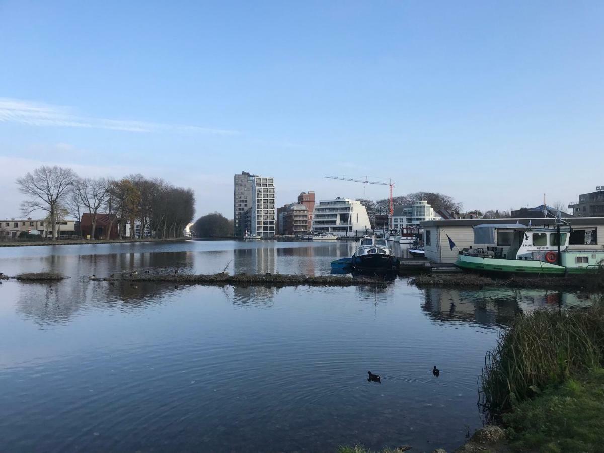 Comfortabel Dakappartement Met Zicht Op Jachthaven Turnhout Luaran gambar