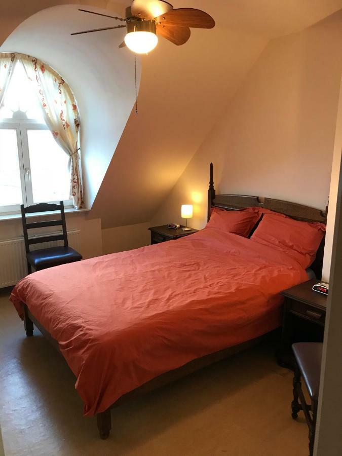 Comfortabel Dakappartement Met Zicht Op Jachthaven Turnhout Luaran gambar